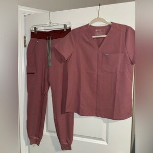 Figs Mauve Scrub Set